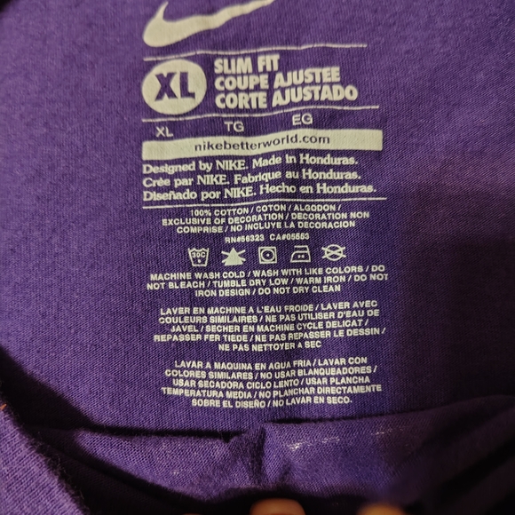 Nike Purple Women's Top - Picture 2 of 5